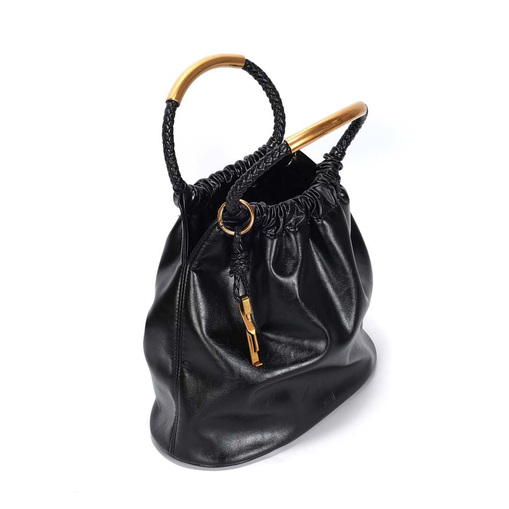 Bolsa Saco Santa Lolla Preta Alça Trançada