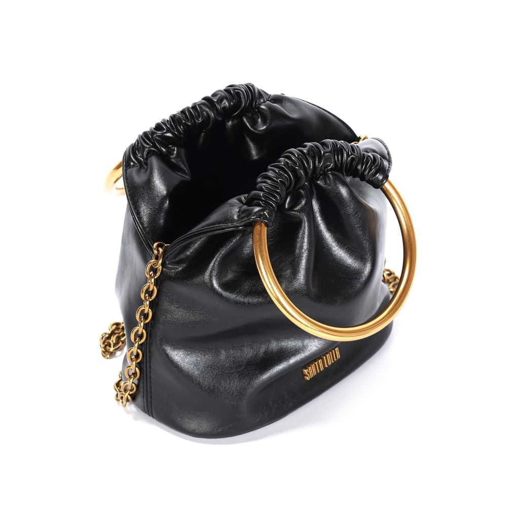 Bolsa Saco Santa Lolla Preta Aro Dourado Corrente