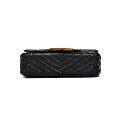 Bolsa Santa Lolla Preta Alça De Ombro Corrente