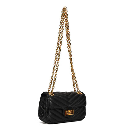 Bolsa Santa Lolla Preta Matelassê Alça Corrente