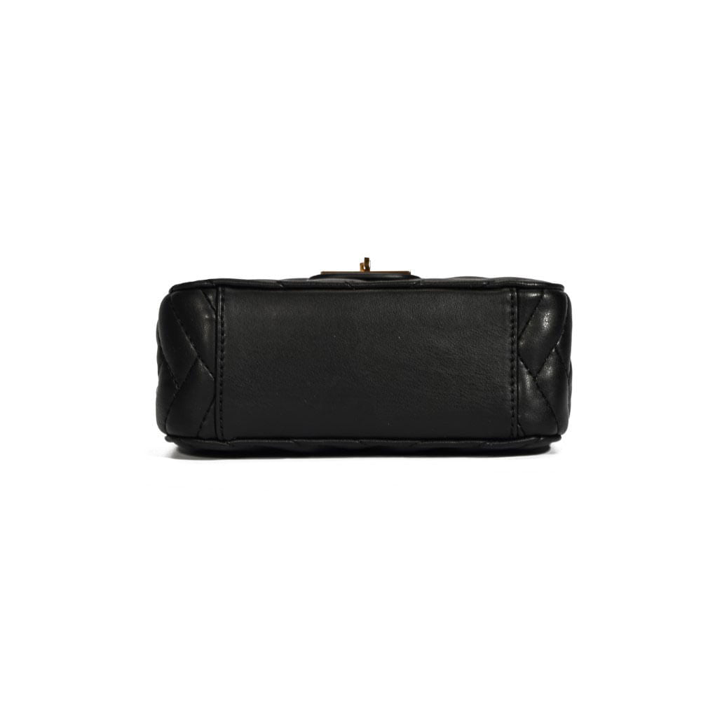 Bolsa Santa Lolla Preta Matelassê Alça Corrente