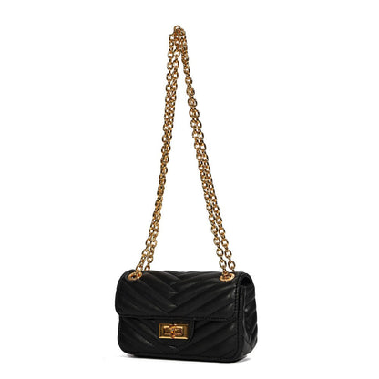 Bolsa Santa Lolla Preta Matelassê Alça Corrente