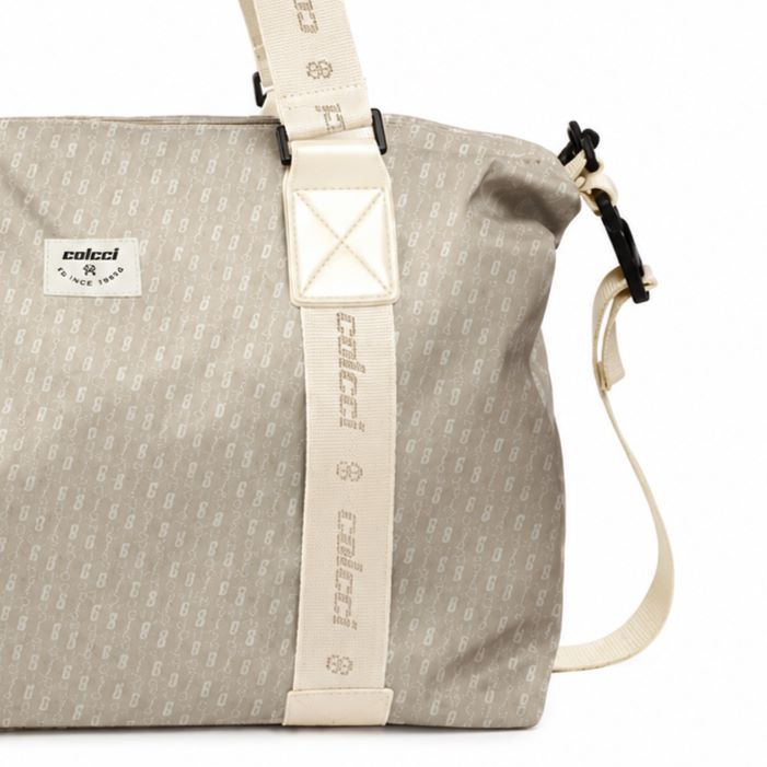 Bolsa Tote Colcci Taupe Monograma Alça Logo