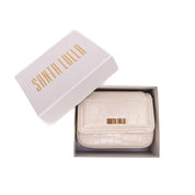 Bolsa Transversal Santa Lolla Off White Croco Corrente