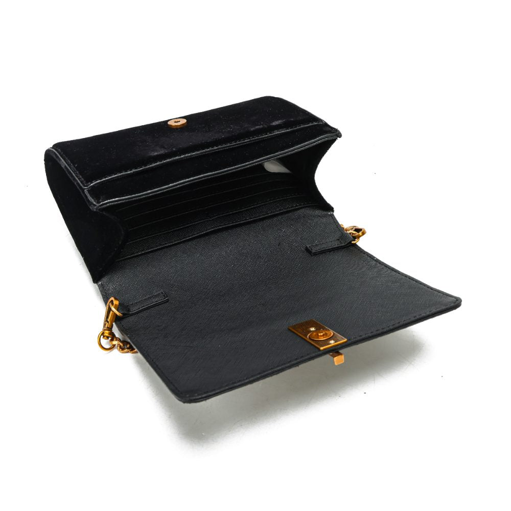 Bolsa Transversal Santa Lolla Preta Corrente Dourada