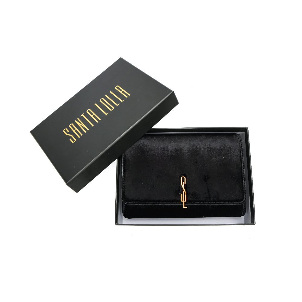 Bolsa Transversal Santa Lolla Preta Corrente Dourada