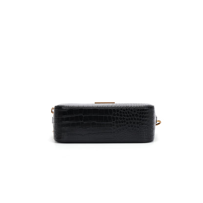 Bolsa Transversal Santa Lolla Preta Croco Zíper Duplo