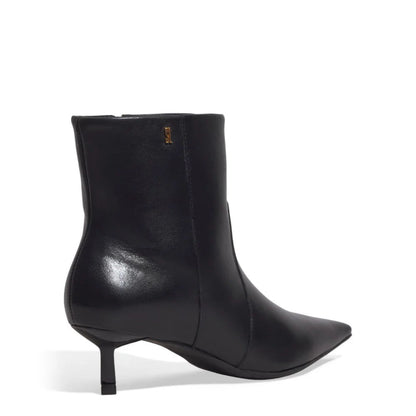 Bota Santa Lolla Preta Couro Cano Curto Salto Baixo