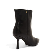 Bota Santa Lolla Preta Couro Cano Curto Salto Fino