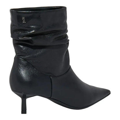 Bota Santa Lolla Preta Couro Slouch Salto Fino