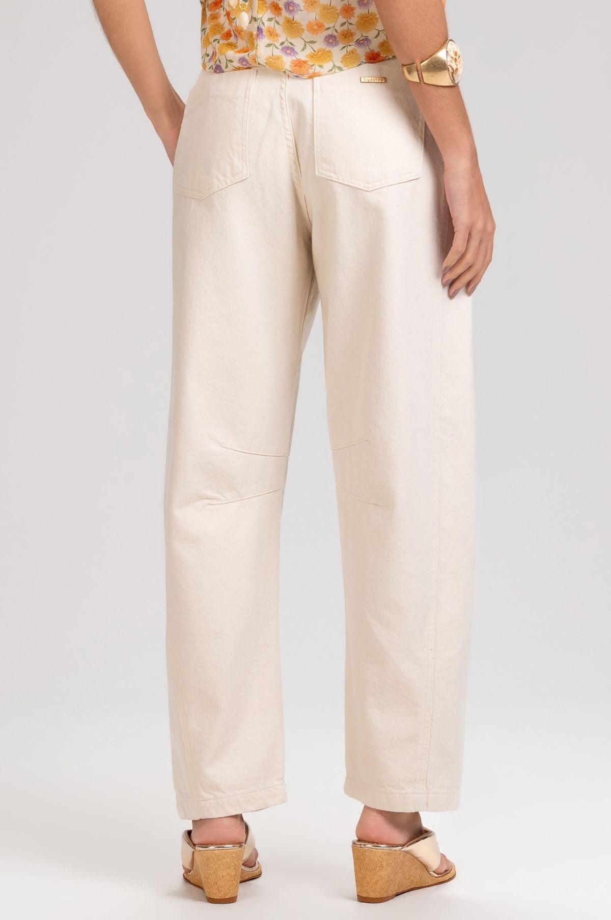 Calça Frysaide Off White Sarja Cintura Alta