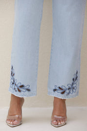 Calça Jeans Frysaide Azul Claro Barra Bordada