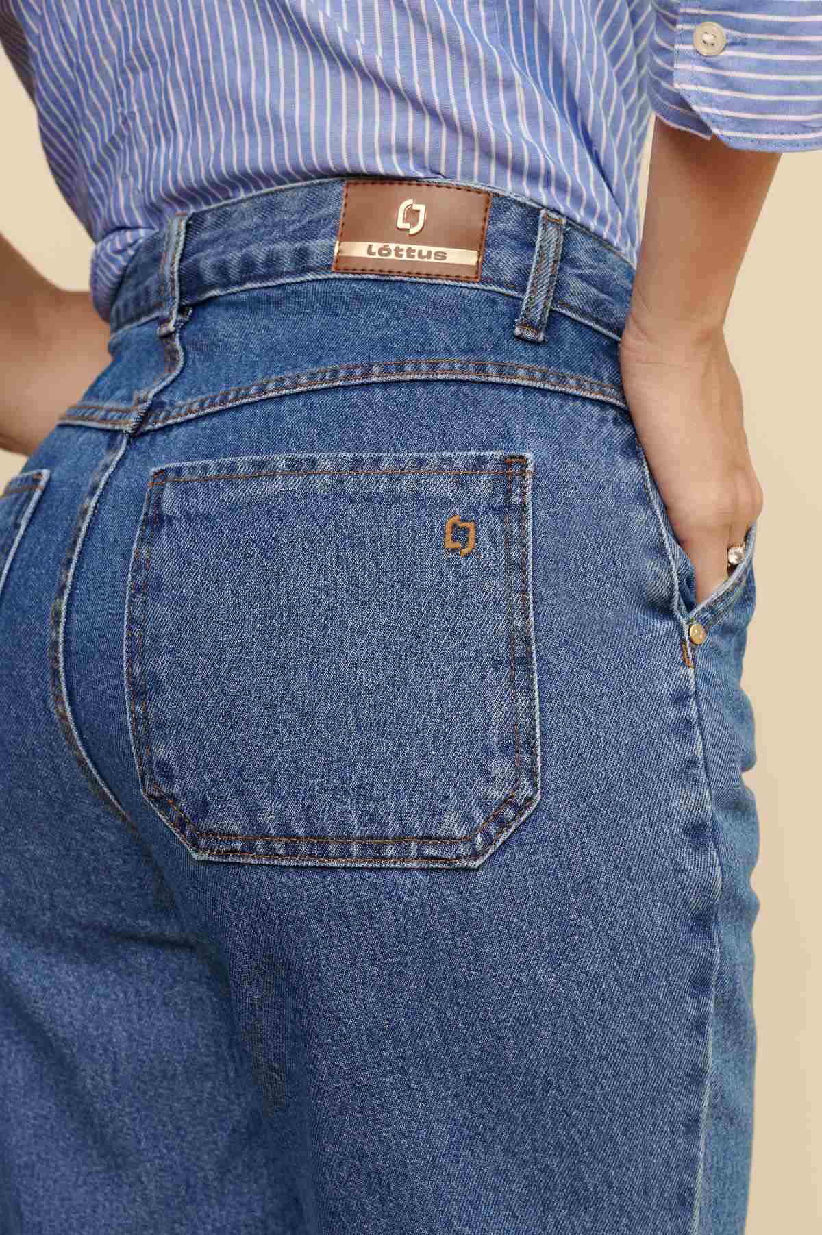 Calça Jeans Mom Lottus Azul Cintura Alta