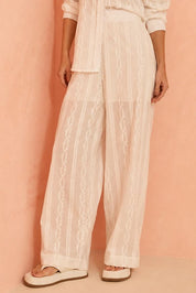 Calça Pantalona Flo Maria Branca Listras Relevo