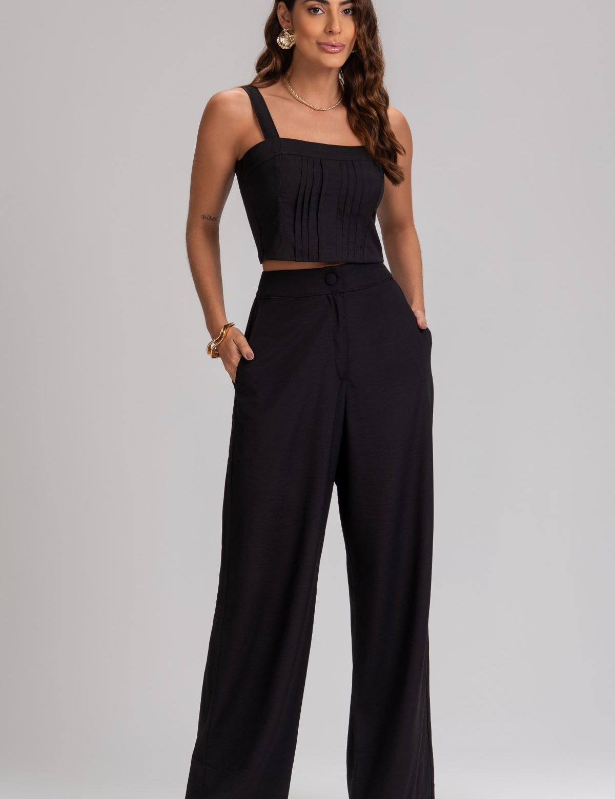 Calça Pantalona Frysaide Preta Alfaiataria Cintura Alta