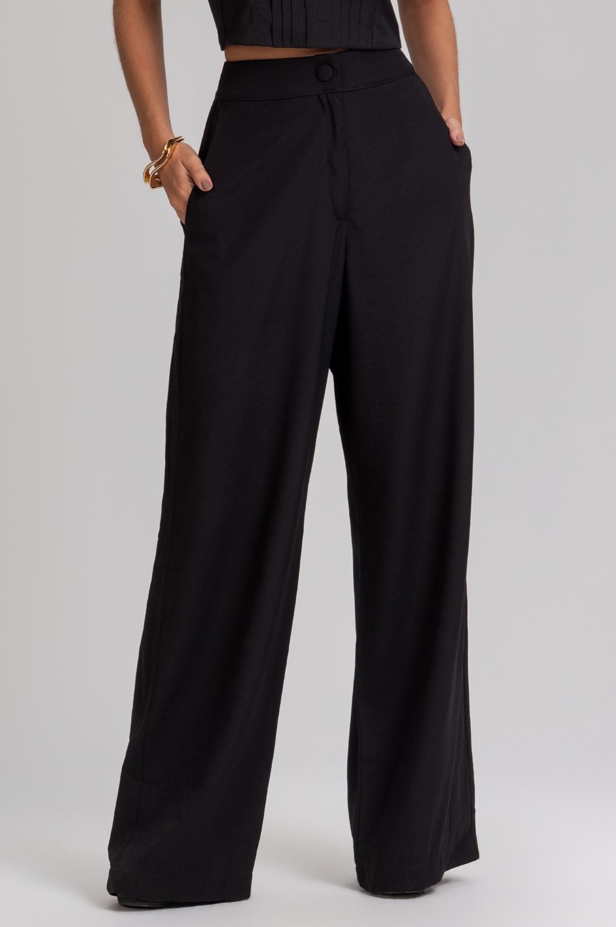 Calça Pantalona Frysaide Preta Alfaiataria Cintura Alta