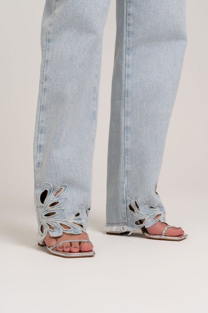  Calça Reta Jeans Bordado Frysaide 