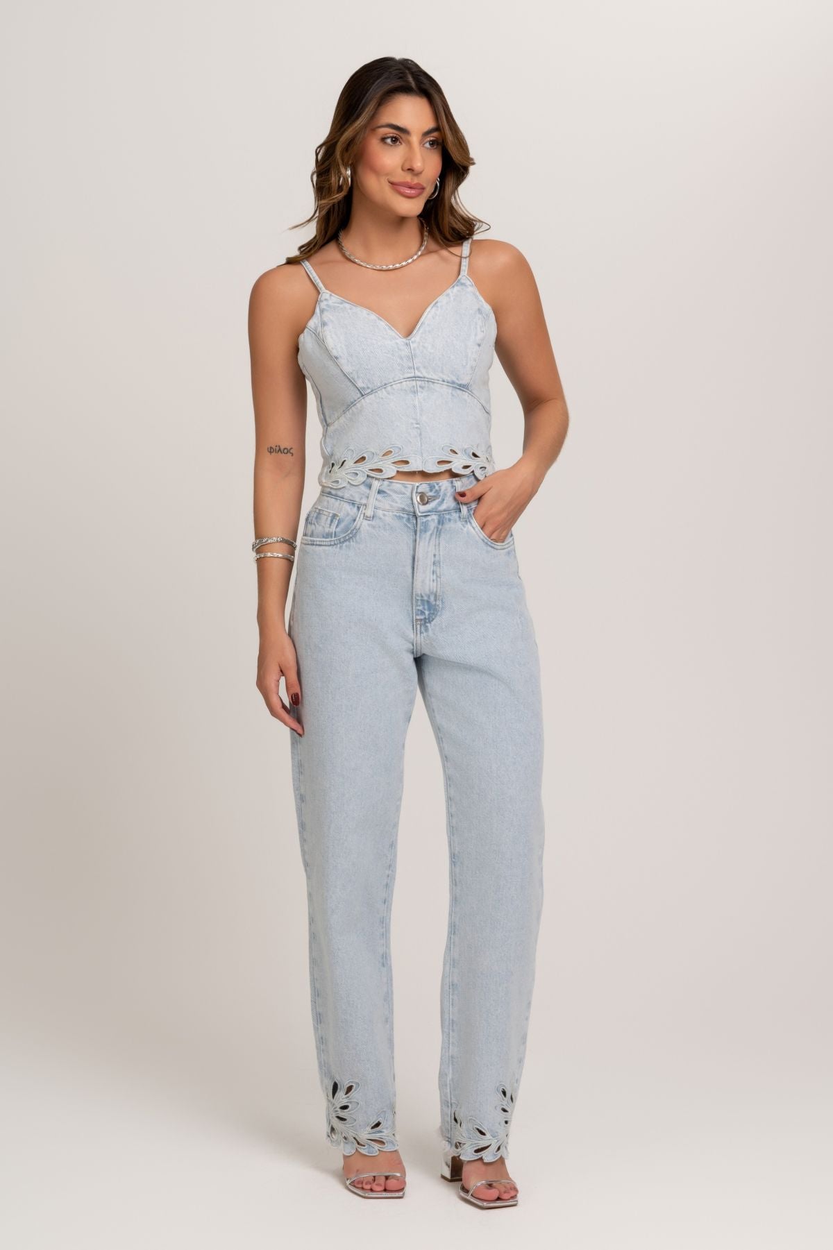  Calça Reta Jeans Bordado Frysaide 