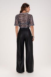 Calça Wide Leg Frysaide Preta Couro Cintura Alta
