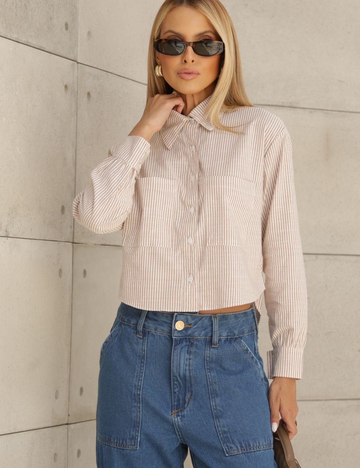 Camisa Cropped Frysaide Bege Listrada Manga Longa
