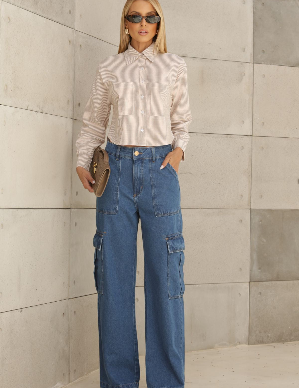 Camisa Cropped Frysaide Bege Listrada Manga Longa