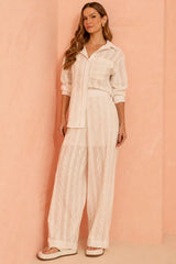 Camisa Flo Maria Off White Listras Texturizadas