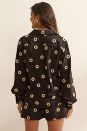 Camisa Flo Maria Preta Bordado Poá