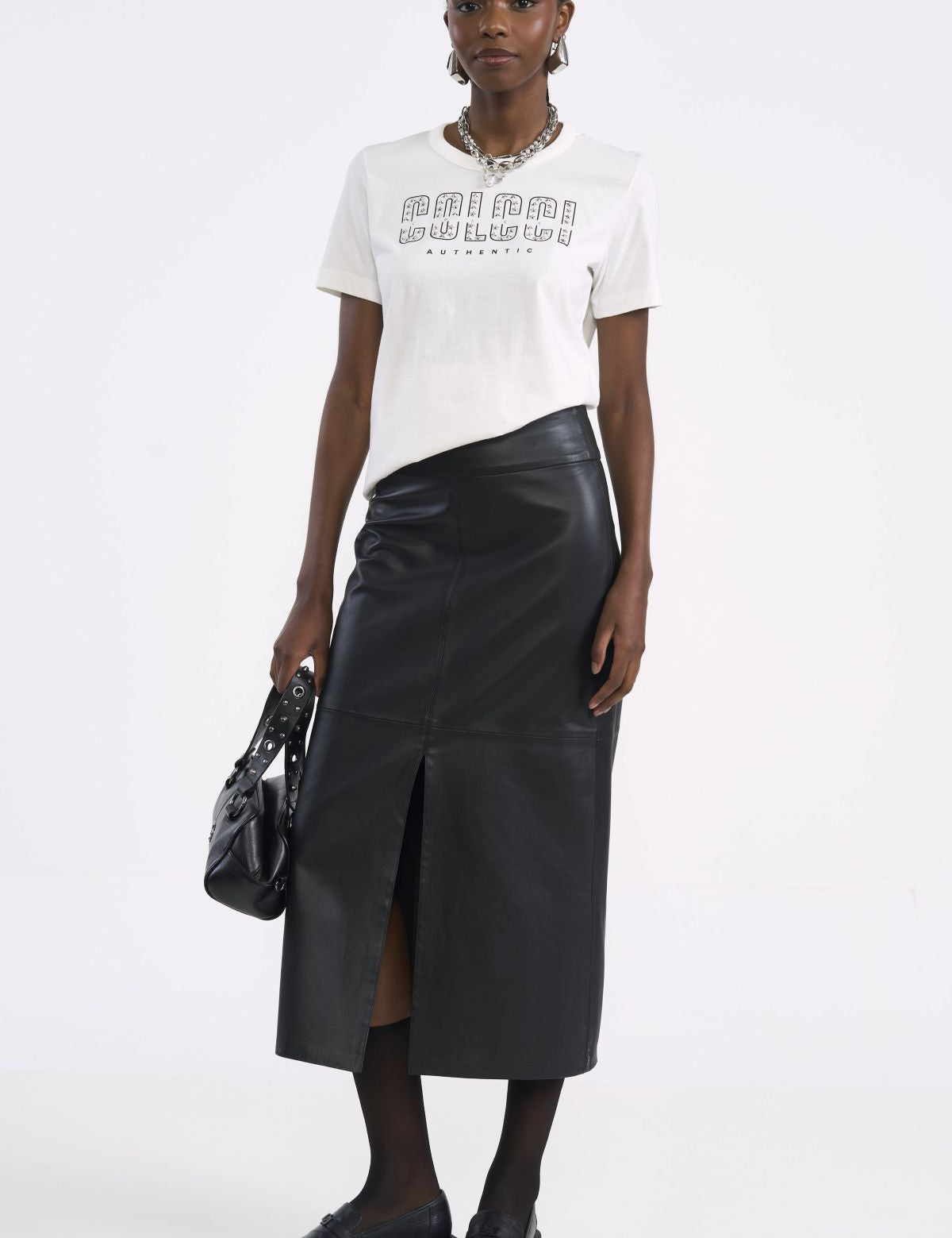 Camiseta Colcci Off White Estampa Localizada