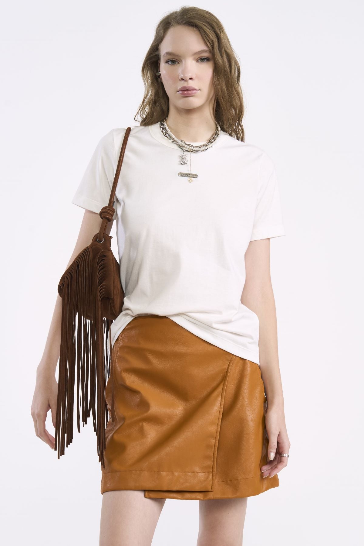 Camiseta Colcci Taupe Gola Redonda Malha Lisa