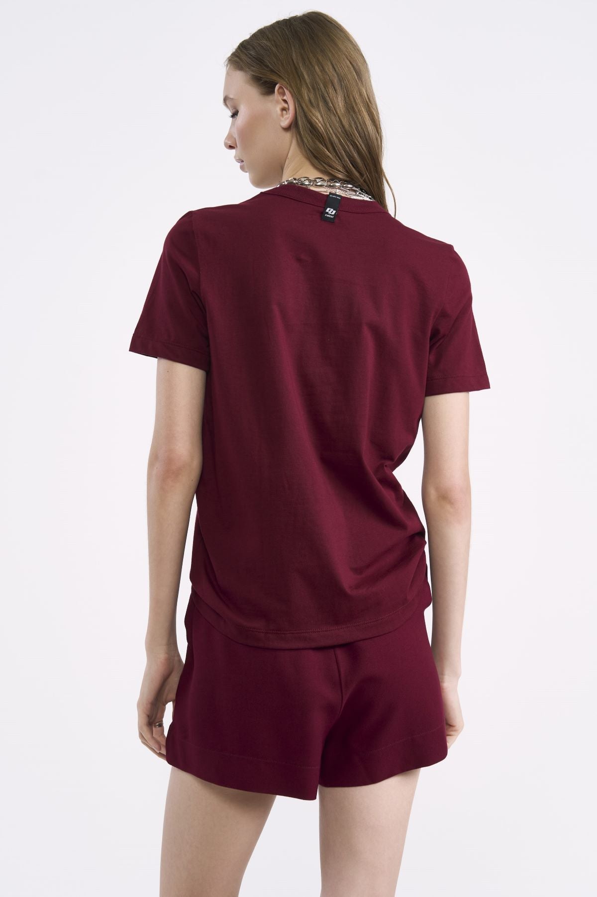 Camiseta Colcci Vinho Pedrarias Frontais