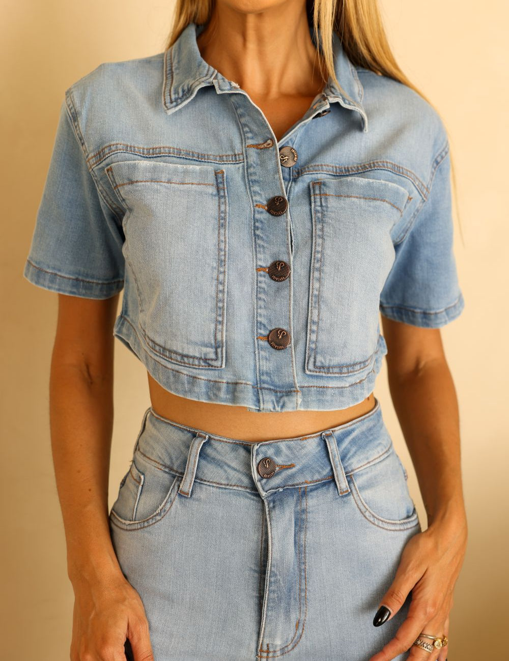 CroppedJeansComBolsoGrandeJeansFrysaide_1.jpg