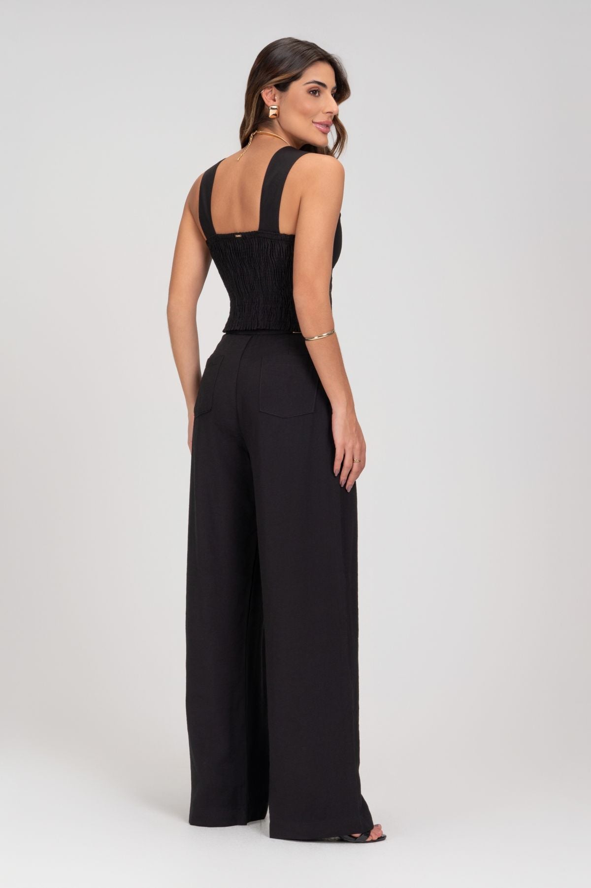 Cropped Alfaiataria Preto Alças Largas Frysaide