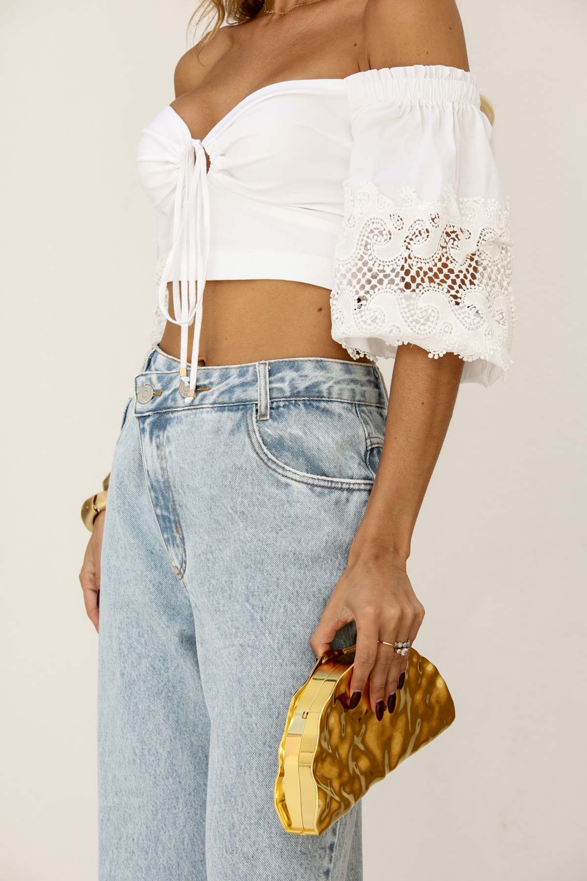 Cropped Frysaide Branco Ombro A Ombro Renda Guipir