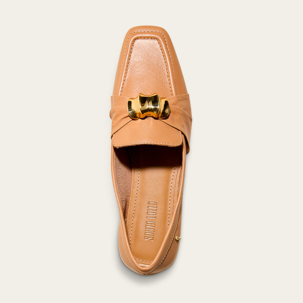 Mocassim Santa Lolla Caramelo Couro Metal Dourado