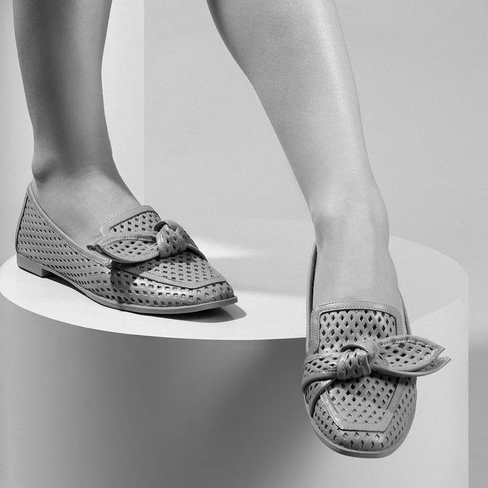 Mocassim Santa Lolla Off White Laço Bico Quadrado 