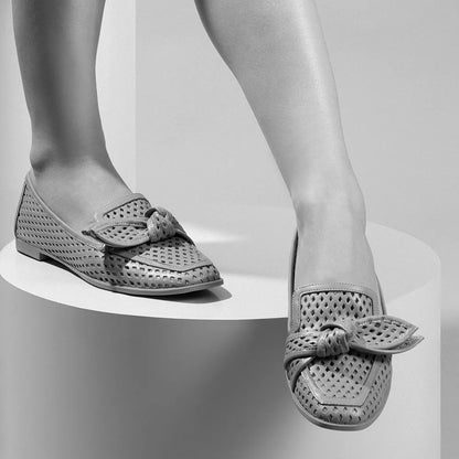 Mocassim Santa Lolla Off White Laço Bico Quadrado 