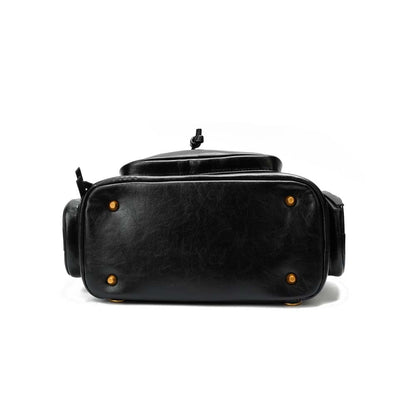 Mochila Santa Lolla Preta Fecho Metálico E Bolso Frontal