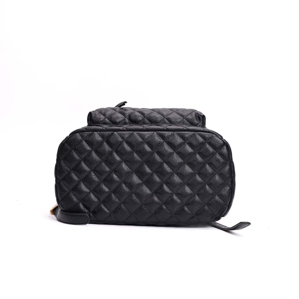 Mochila Santa Lolla Preta Matelassê Metais Dourados
