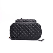 Mochila Santa Lolla Preta Matelassê Metais Dourados