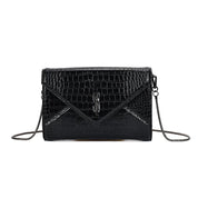 Necessaire Santa Lolla Preta Croco Alça Corrente
