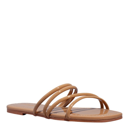 Rasteirinha Santa Lolla Bege Verniz Bico Quadrado