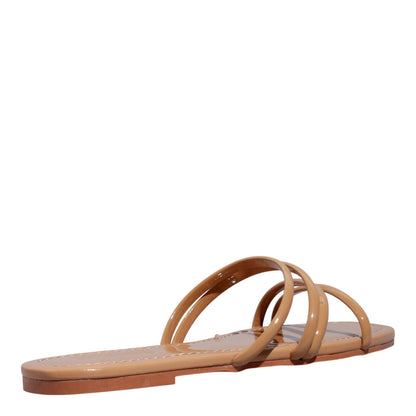 Rasteirinha Santa Lolla Bege Verniz Bico Quadrado