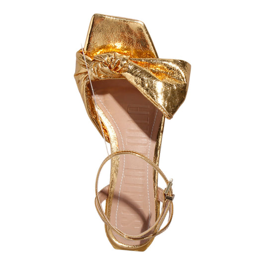 Rasteirinha Santa Lolla Dourada Laço Saltinho