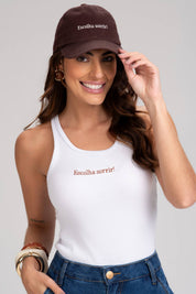 Regata Frysaide Branca Canelada Com Frase