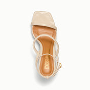 Sandália Degalls Off White Verniz Salto Bloco