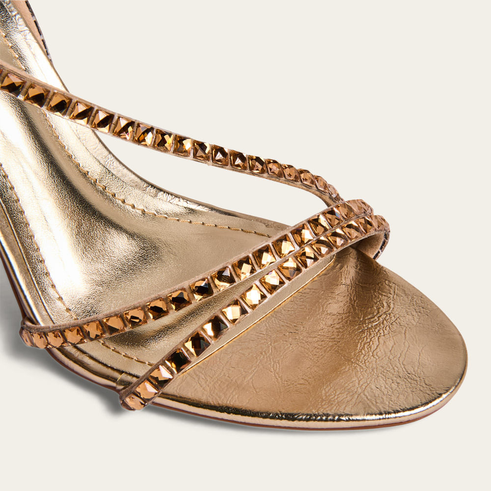 Sandália Santa Lolla Dourada Metalizada Studs Salto Fino