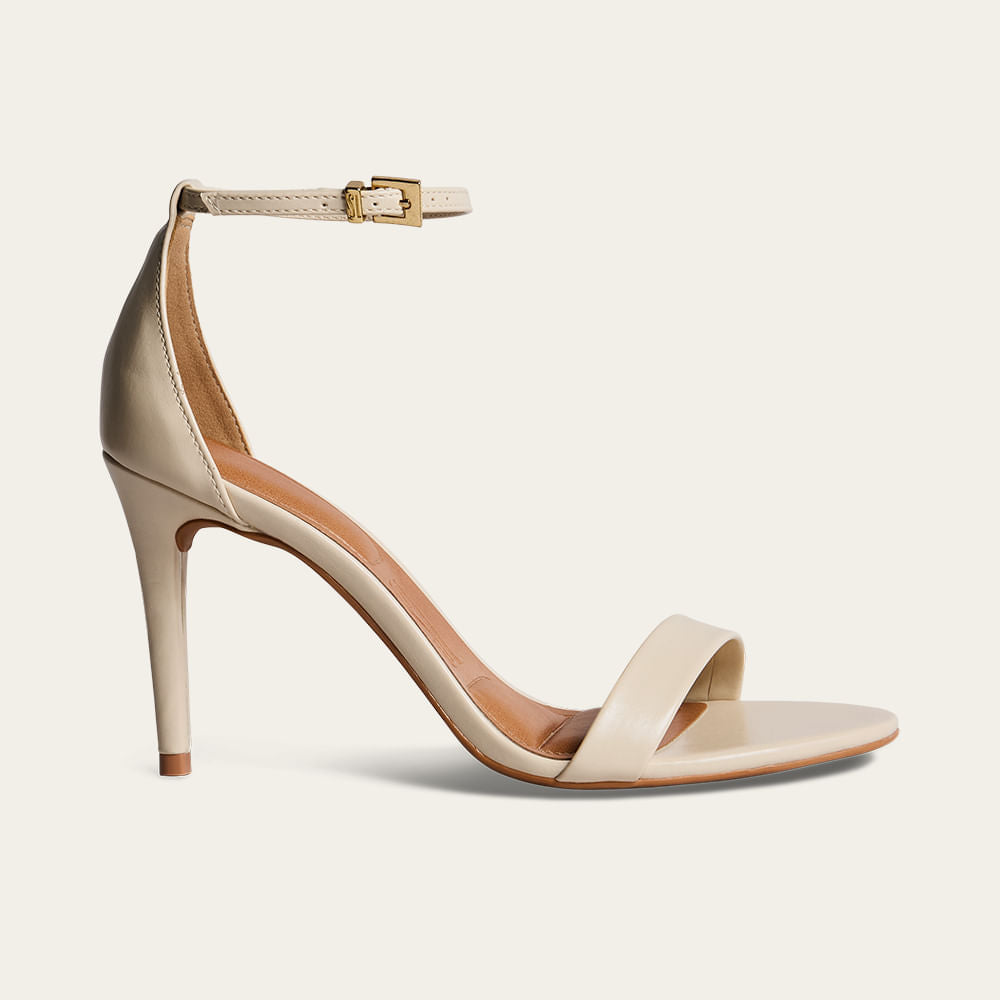 Sandália Santa Lolla Off White Salto Fino Fivela
