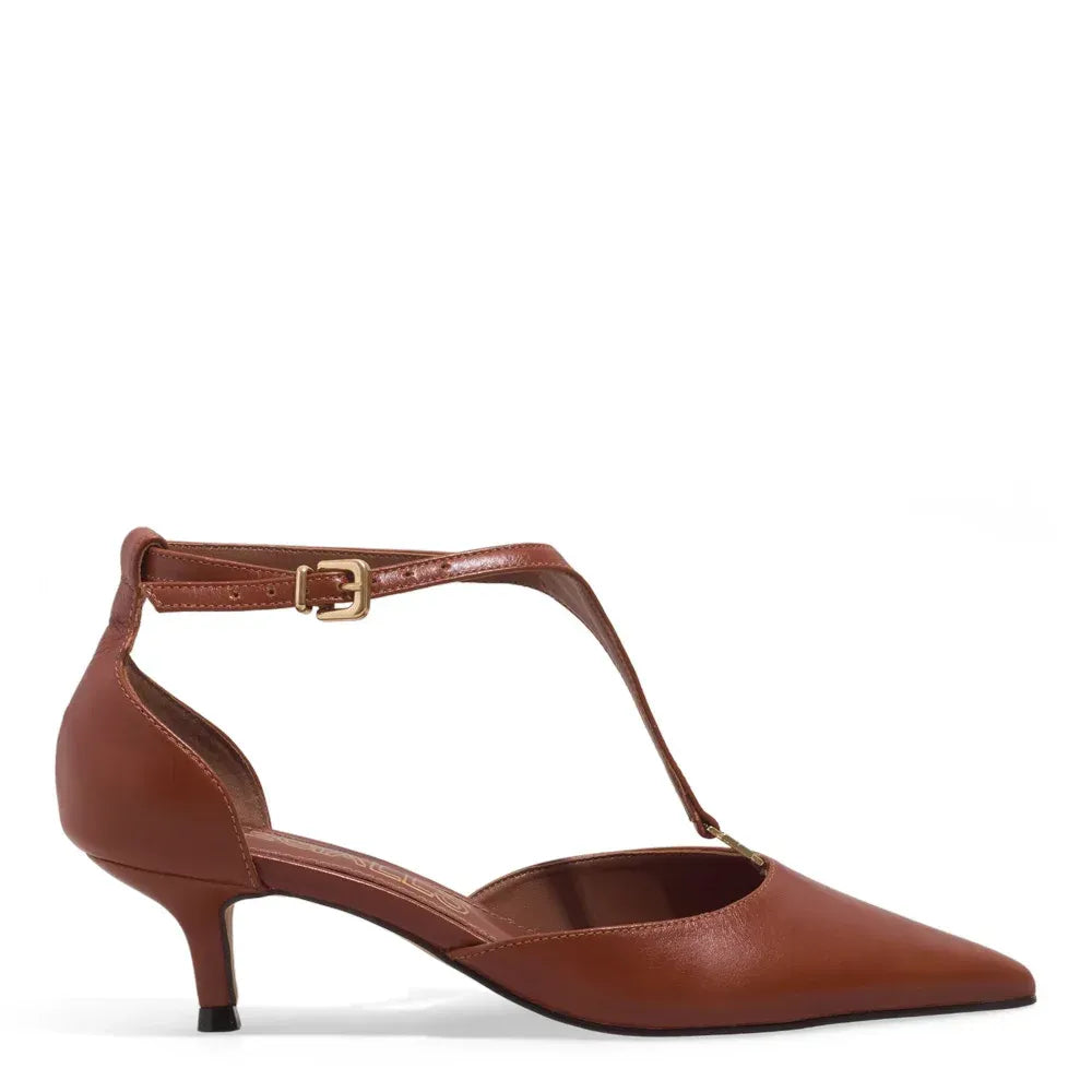 Scarpin Degalls Caramelo Couro T-Strap Salto Baixo
