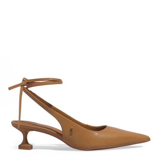 Scarpin Santa Lolla Caramelo Couro Slingback