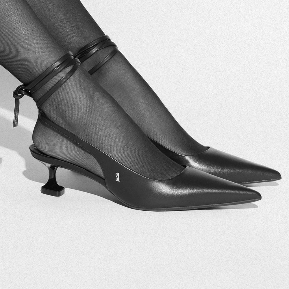 Scarpin Santa Lolla Caramelo Couro Slingback